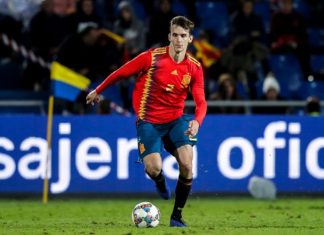 Liverpool, Everton Fighting For Diego Llorente Signature